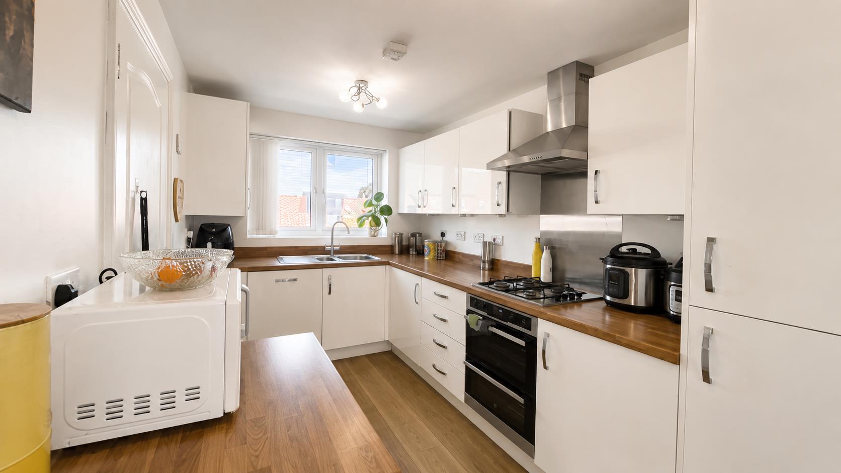 Heren Lane, Whitehouse, Milton Keynes